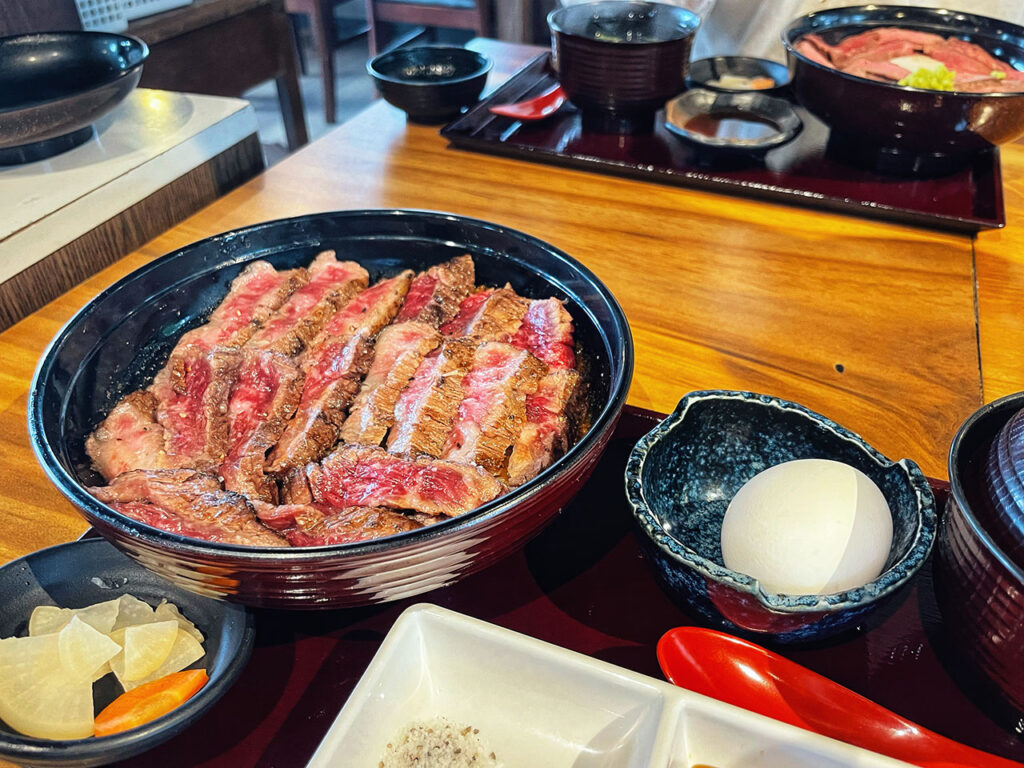 【阿蘇】牛排丼