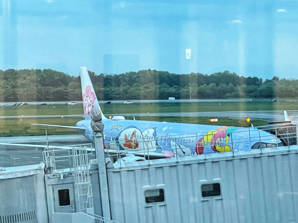 華航寶可夢彩繪機