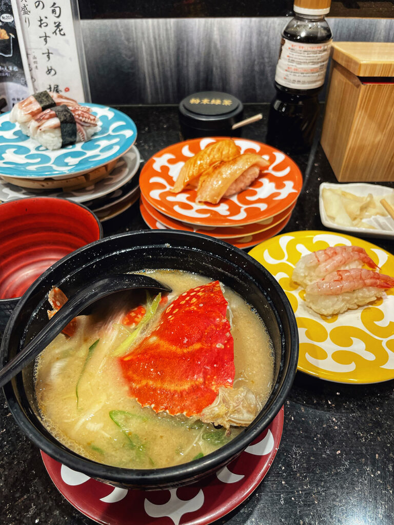 迴轉壽司「函館旬花」螃蟹湯